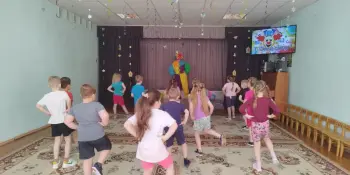 Веселый праздник с клоунессой Ириской