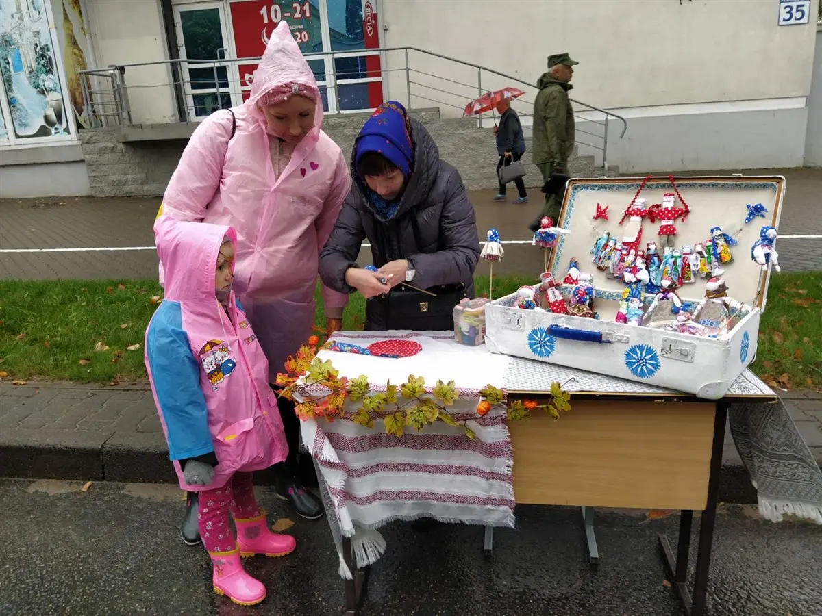 С праздником! С Днем народного единства! (17 сентября 2021 г.) - Лошницкий  детский сад